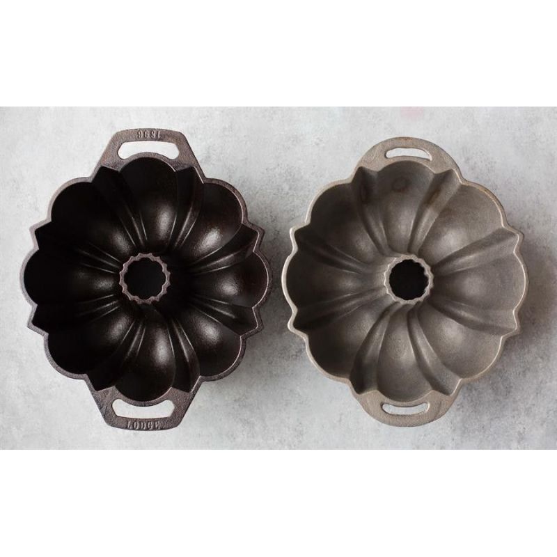 Forma pentru prajituri din fonta Lodge 24 cm L-LFCP